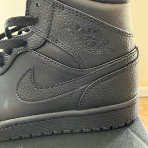 Nike Air Jordan 1 Mid